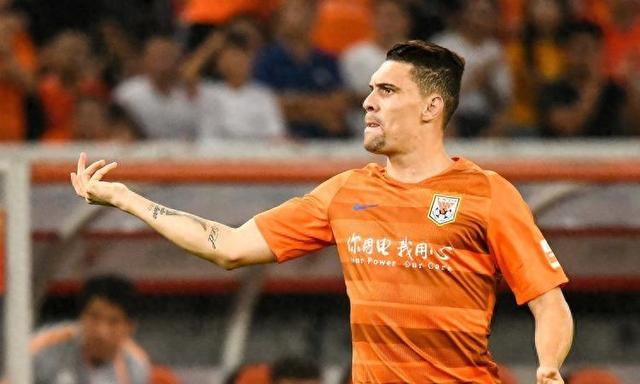 清晨深圳男篮调整名单以备亚冠，门线救险环节打磨，媒体盛赞，高层口径保持一致